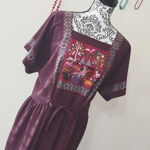 5/$25 FINAL PRICE Vintage Purple Embroidered Midi Dress